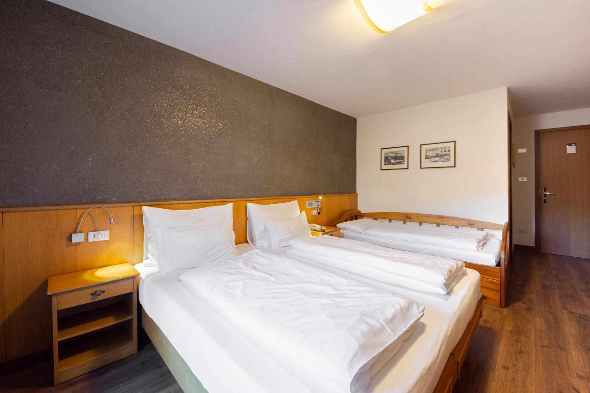 Hotel Stella Moena Buitenkant foto