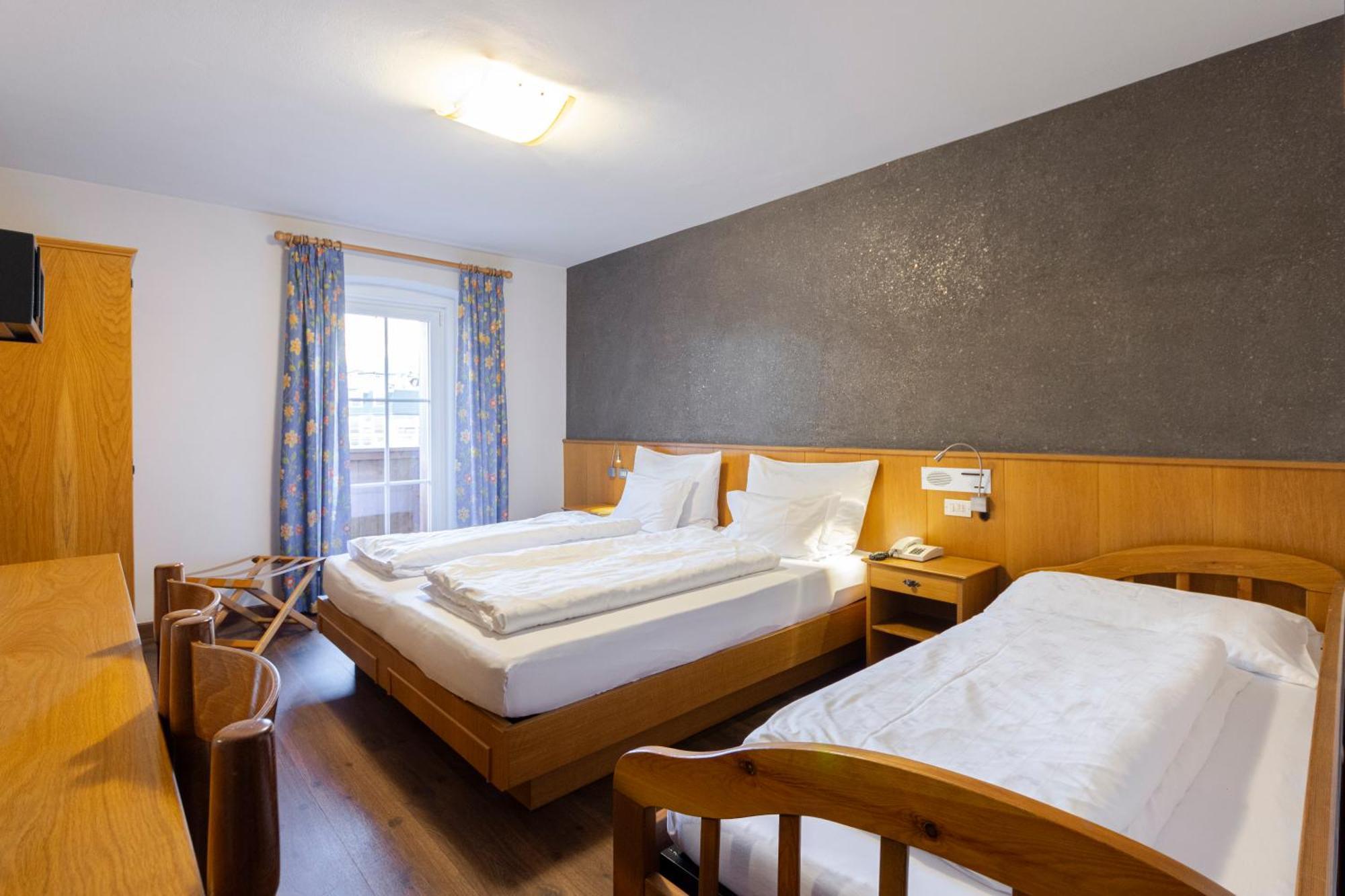 Hotel Stella Moena Buitenkant foto